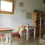 Frühstückspension Mimosa E Lilla 3*