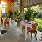 Mimosa E Lilla 3*