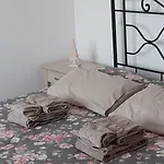 Frühstückspension Mimosa E Lilla 3*