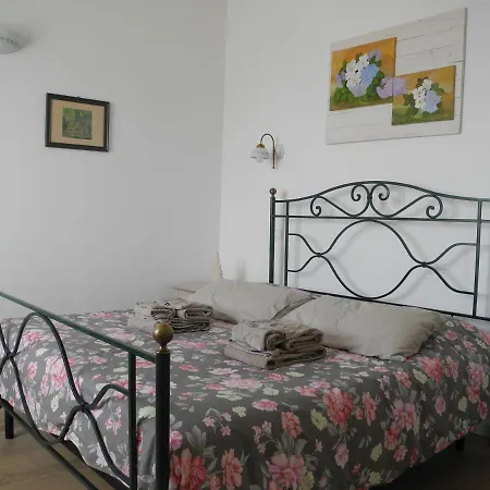 Mimosa E Lilla Bed & Breakfast 3*